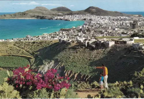 SPANIEN - Kanarische Inseln - Las Palmas - Panoramablick auf die Stadt von Guanarteme