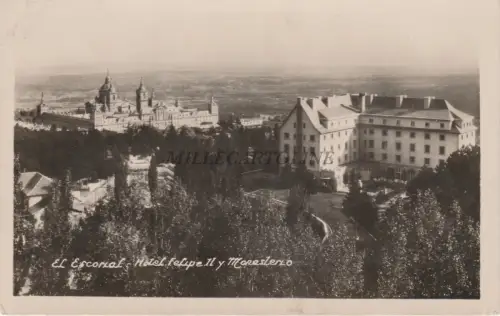 SPANIEN - El Escorial - Hotel Felipe II y Monasterio - Foto Postkarte 1950