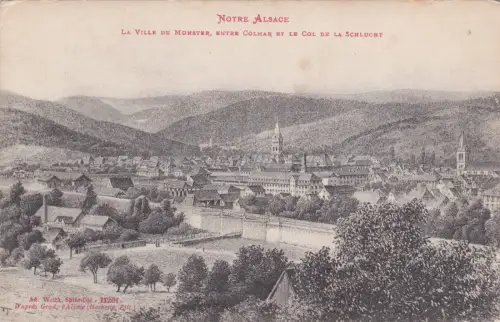 FRANKREICH - Die Stadt Münster, zwischen Colmar und dem Col de la Schlucht
