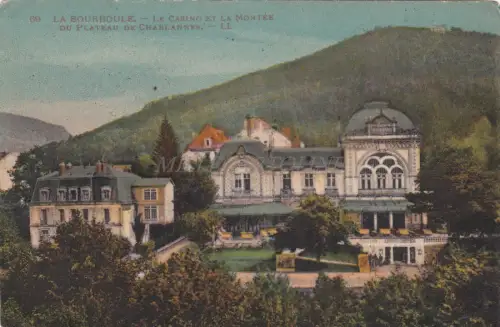 FRANKREICH - La Bourboule - Le Casino et la Montée du Plateau de Charlannes
