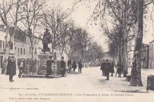 FRANKREICH - Villeneuve S / Lot - Le Promenade et Statue de Bernard Palissy (1906)