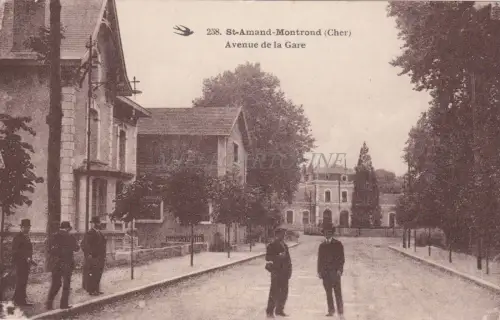 FRANKREICH - St. Amand Montrond - Avenue de la Gare