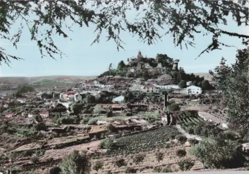 FRANKREICH - Forcalquier - La Colline de la Citadelle Blick auf die Kirche St. Pancrace