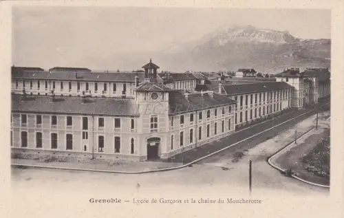 FRANKREICH - Grenoble - Lycée de Garcons et la Chaine du Moucherotte