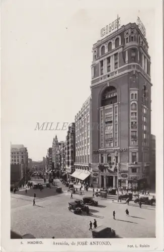 SPANIEN - Madrid - Avenida de José Antonio - Foto Postkarte 2