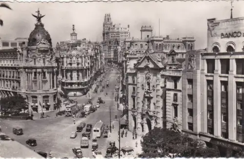 SPANIEN - Madrid - Avenida de josé Antonio - Foto Postkarte