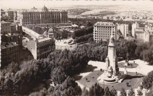 SPANIEN - Madrid - Vista Parcial - Foto Postkarte