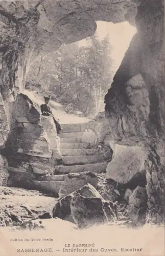 FRANKREICH - Dauphiné - Sassenage - Interieur des Cuves, Treppenhaus