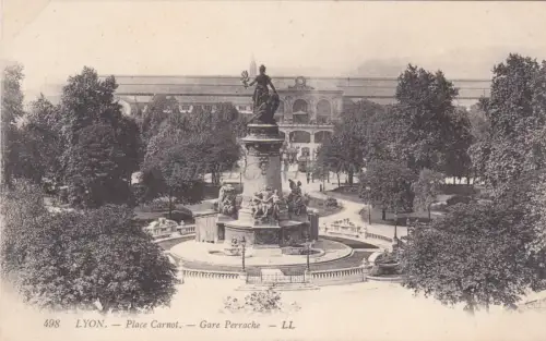 FRANKREICH - Lyon - Place Carnot, Gare Perrache