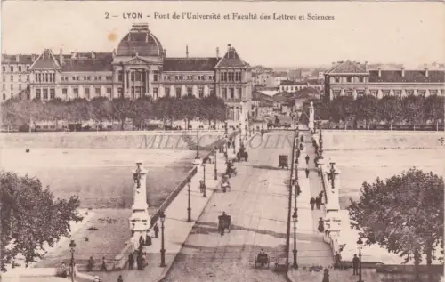 FRANKREICH - Lyon - Pont de l'Université et Faculté des Lettres et Sciences