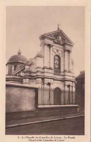 FRANKREICH - Lisieux - Chapelle des Carmelites, la Facade