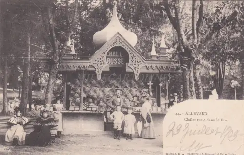 FRANKREICH - Allevard - Russisches Chalet im Park