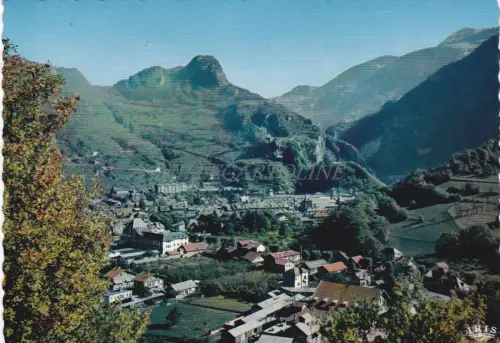 FRANKREICH - Moutiers, Gesamtansicht