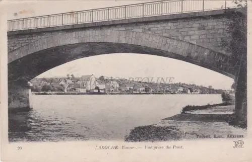 FRANKREICH - Laroche, Ansicht von der Brücke, Militärkommission Bahnhof Larche