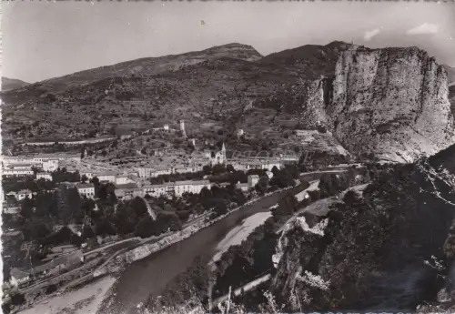 FRANKREICH - Castellane, La Ville, le Veron et le Roc
