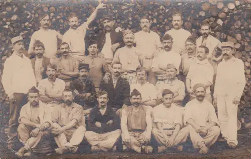 FRANKREICH - Mühlen, Soldaten/Holzfäller, Fotopostkarte