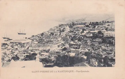 MARTINIQUE - Saint-Pierre, Gesamtansicht