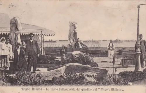 LIBYEN - Tripolis - Die italienische Flotte vom Garten des Militärkreises aus gesehen