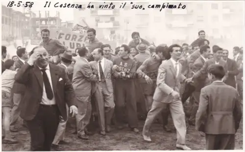 * FUSSBALL - Foto Lux Malito - Cosenza gewann 1958 seine Meisterschaft