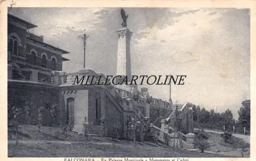 FALCONARA: Ehemaliges Rathaus und Gefallenendenkmal