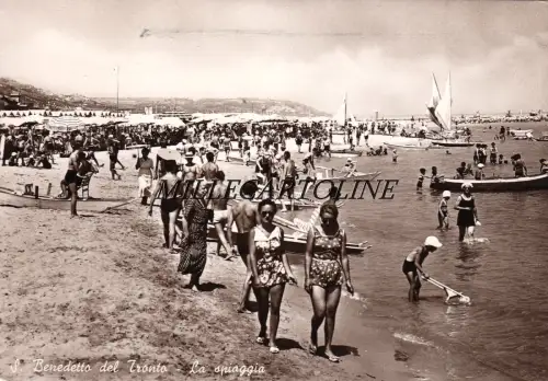 S. BENEDETTO DEL TRONTO: La Spiaggia