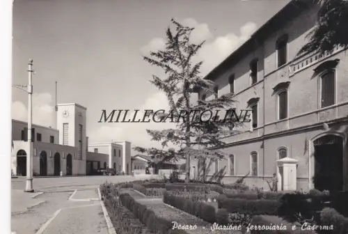 GEWICHT: Bahnhof und Kaserne 1955