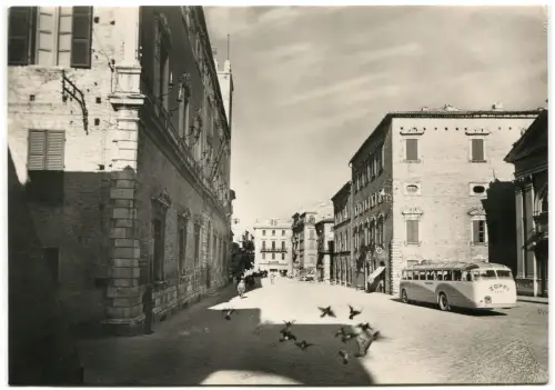 OSIMO (ANCONA), PIAZZA DEL COMMUN E CORSA MAZZINI, 1954