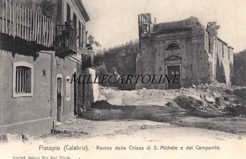 BISCHOF: Ruine der Kirche St. Michael und des Glockenturms
