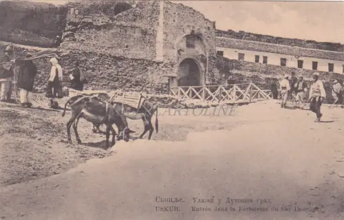 SERBIEN - Uskub, Einfahrt in die Festung Duschwagen, Postkarte