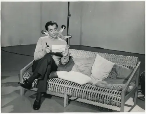 FOTO, SCHAUSPIELER KINO THEATER, VITTORIO GASSMAN IN EINER SZENE m