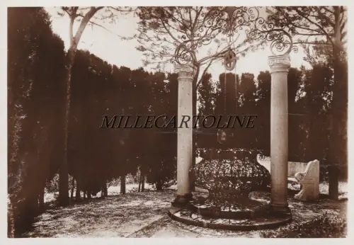 MONTARICE: Villa Gigli - Kiosk mit Blumenbrunnen