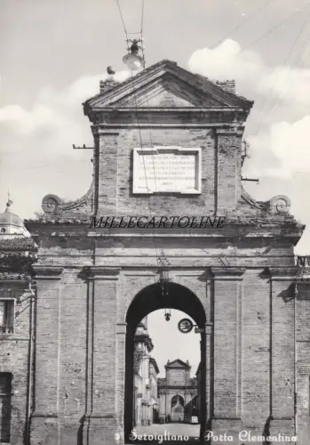 SERVIGLIANO: Porta Clementina