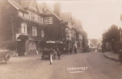 ENGLAND - Lyndhurst, Street View, Foto Postkarte 1931