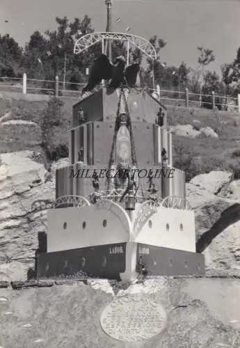 ICH MÖCHTE: Arbeiterdenkmal entworfen von Prof. A. Bressa an der M. Cornella