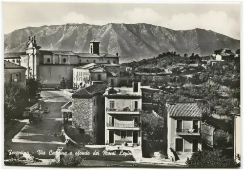 FERENTINO, Via Casilina und Hintergrund der Lepini-Berge