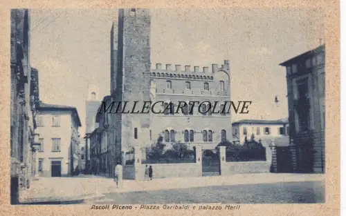 ASCOLI PICENO: Piazza Garibaldi und Palazzo Merli