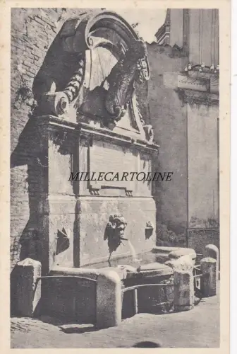 URBINO: Quelle gewidmet Benedikt XIII.