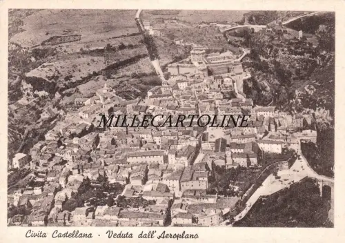 CIVITA CASTELLANA: Blick aus dem Flugzeug (2)