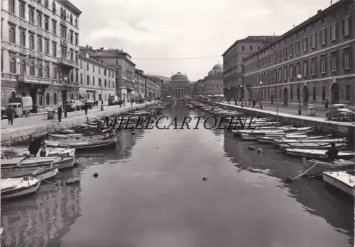 TRIEST: Der Kanal mit der Kirche Sant'Antonio 1960