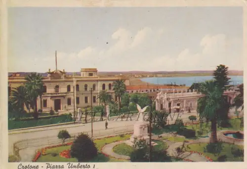 CROTONE: Piazza Umberto I 1942