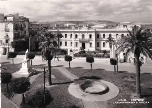 CROTONE: Liceo Ginnasio Pythagora 1954