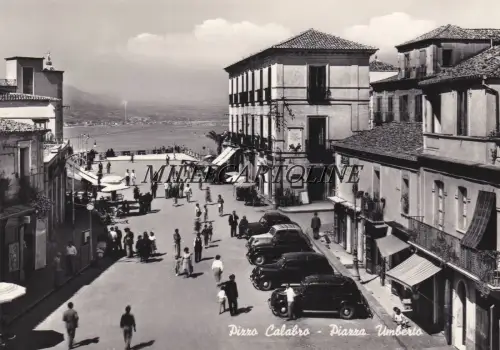 PIZZO CALABRO: Piazza Umberto 1960