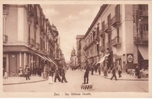 * BARI - Via Vittorio Veneto