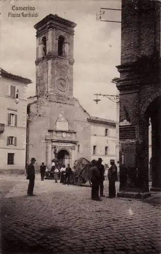#CAMERINO: PIAZZA GARIBALDI ED IL CINEMA