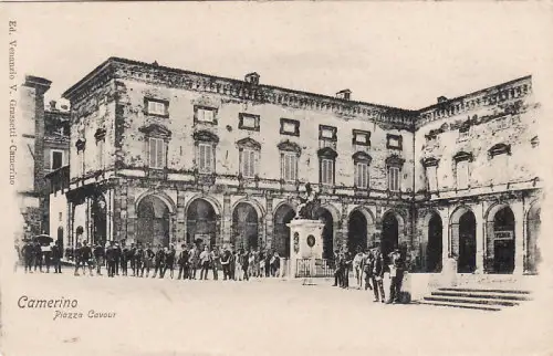 #ZIMMER: PIAZZA CAVOUR (2)