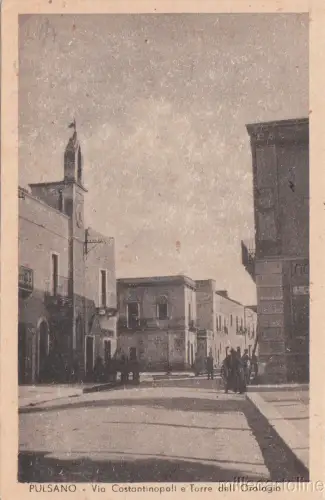 PULSANO - Via Constantinopoli e Torre dell'Orologio 1952
