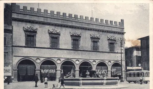 #PESARO: REGIERUNGSPALAST - PIAZZA VITT. EMANUELE