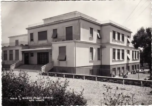 #WEISS: KINDERGARTEN