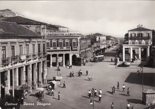#CROTONE: PIAZZA PYTHAGORA