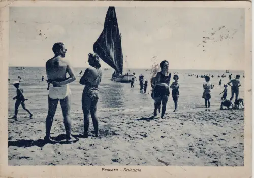 #PESCARA: STRAND - 1943